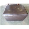 Image 1 : LEATHER OTTOMAN
