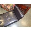 Image 3 : LEATHER STORAGE BENCH
