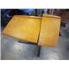 Image 2 : METAL BASE OAK TILTING TRAY