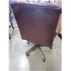 Image 3 : LEATHER STUDDED ROLLING OFFICE CHAIR