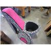 Image 2 : ZEBRA HIGH HEEL STORAGE CHAIR