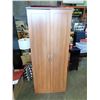 Image 2 : 6 FOOT CUPBOARD