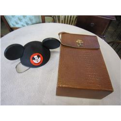 VINTAGER THERMOS BRAND SAFARI SET AND MICKEY MOUSE EARS