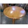 Image 2 : 48" ROUND MAPLE 4 LEGGED OCCASIONAL TABLE