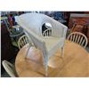Image 1 : PAINTED WICKER CHAIR