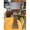 Image 2 : 4FT TALL METAL TROPHY PLANTER