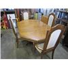 Image 1 : ROUND OAK DINING TABLE W/ 4 CHAIRS AND LEAF