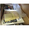 Image 2 : BOX OF ART SUPPLIES