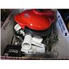 Image 2 : BOX OF KITCHEN ITEMS