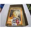 Image 1 : TRAY OF VANCOUVER BLAZERS HOCKEY MAGAZINES AND CARDS