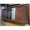 Image 2 : 3 VINTAGE RADIOS - RCA, SHARP, AND SONY