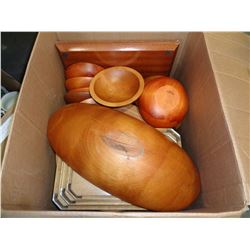 BOX OF WOOD BOWLS