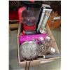 Image 2 : 2 BOXES W/ VERSA BLENDERS, GEORGE FOREMAN GRILL, AND BAR ITEMS