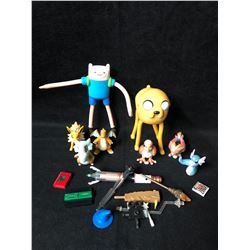 TOY FIGURES/ ACCESSORIES LOT