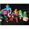 Image 3 : TOY FIGURES LOT
