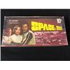 Image 1 : SPACE:1999 BUBBLE GUM CARDS WAX BOX -24 COUNT- (1976)