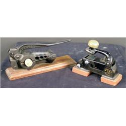 1 lot of 2 mechanical items