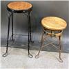 Image 1 : 1 lot of 2 "Chicago Wire" stools