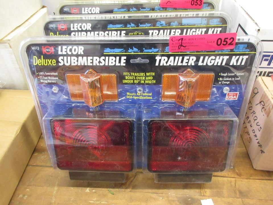 2 New Lecor Submersible Trailer Light Kits