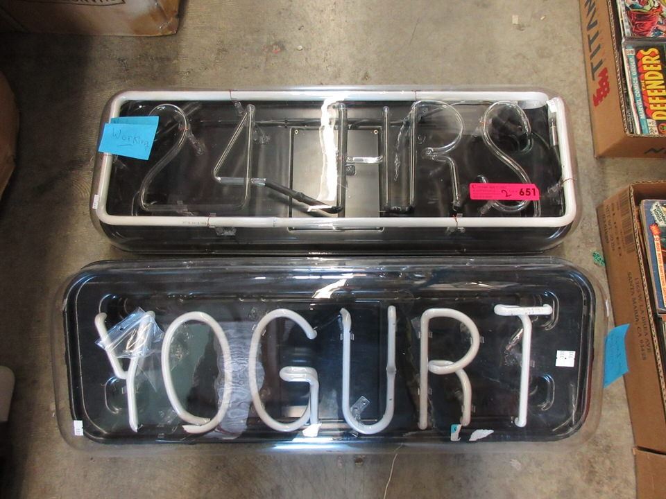 2 Electric Neon Signs Not Working