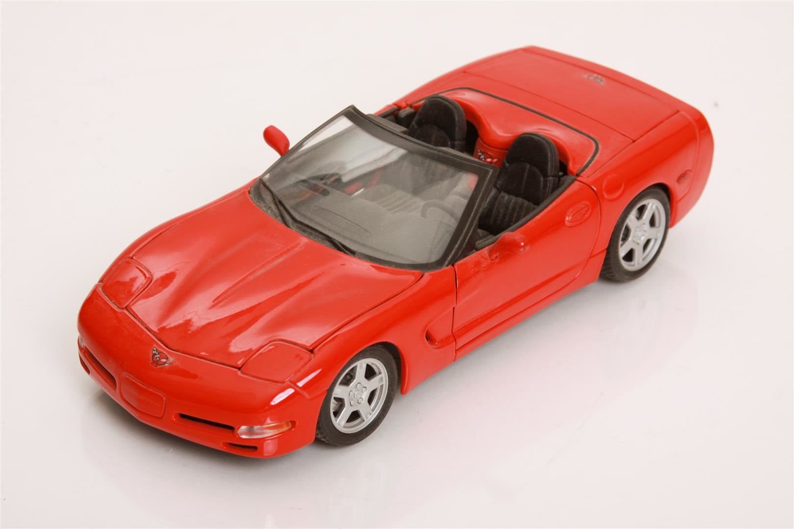 maisto 98 corvette convertible