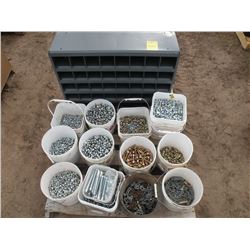 Pallet w/bolt bins & bolts