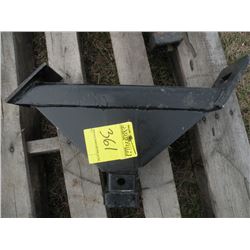 Single side receiver hitch