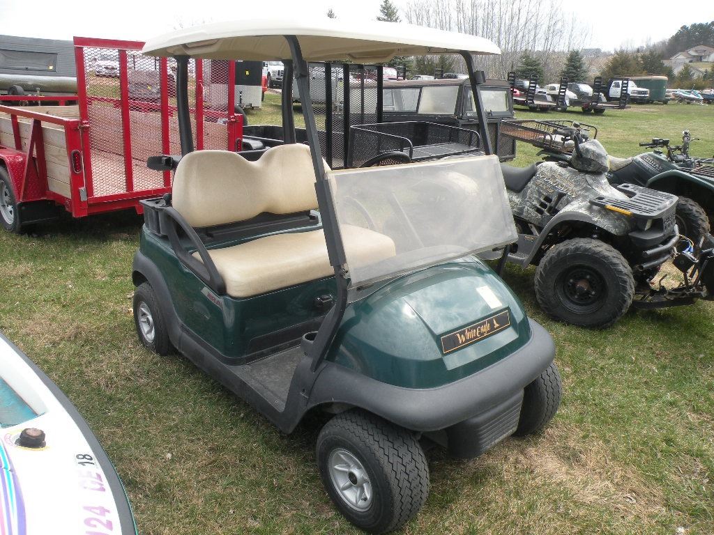 2014 Club Car electric golf cart w/charger SNJE1437493304