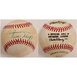 Willie Mays signed Ball  (104609)
