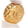 Image 5 : Chanel Gold CC Round Quilted Large Vintage Clip On Earrings