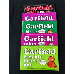 1980'S GARFIELD COMIC BOOK LOT