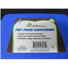 Image 2 : 2 New Pet Food Containers / keeps fresh longer / seals out pests & humidity