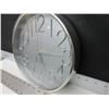 Image 1 : Quartz Wall Clock 10" / chrome