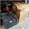 Image 2 : SINK SHELF AND CHAINSAW