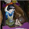 Image 3 : SNOW WHITE AND THE 7 DWARFS GARDEN ORNAMENTS W/ EXTRA HAPPY DWARF