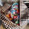 Image 2 : LARGE BAG OF SOLAR ANIMATED FLOWERS AND CELL PHONE HOLDERS