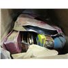 Image 3 : BOX OF RECORDS 45s AND BOX OF RECORDS