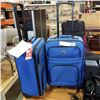 Image 1 : 2PC BLUE CARRY ON LUGGAGE SET