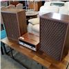 Image 1 : SANSUI 5000X STEREO W/ PAIR OF SANSUI 5500X SPEAKERS