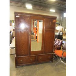 ANTIQUE WALNUT WARDROBE