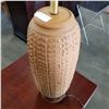 Image 2 : MID CENTURY CERAMIC LAMP