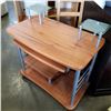 Image 1 : PINE LOOK DESK