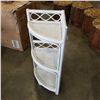 Image 2 : WHITE WICKER CORNER SHELF