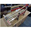 Image 1 : WOOD VAGABOND SLED