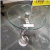 Image 3 : SEA HORSE GLASS TOP END TABLE