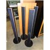 Image 1 : 4 SAMSUNG FLOOR SPEAKERS