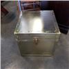 Image 2 : EVERLITE SQUARE BRASS TRUNK