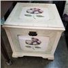 Image 2 : PAINTED STORAGE BOX