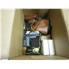 Image 1 : BOX OF CAMERAS POLAROID