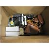Image 2 : BOX OF CAMERAS POLAROID